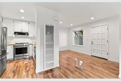 1240 Coyote Creek Pl, San Jose, CA 95116 - Photo 10