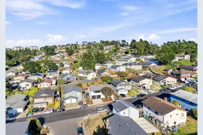 3940 Moulton Dr, San Bruno, CA 94066 - Photo 46