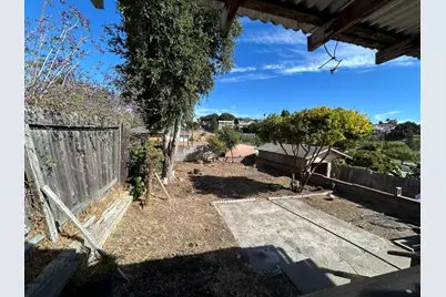 551 Vallejo Ave, Rodeo, CA 94572 - Photo 18