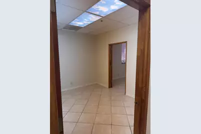 2360 McKee Rd B5, San Jose, CA 95116 - Photo 10