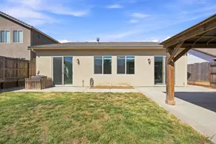 1261 Azalea Dr, Hollister, CA 95023 - Photo 40