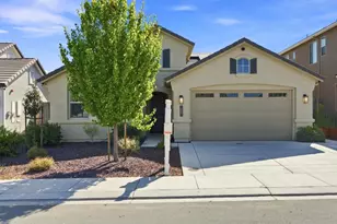 1261 Azalea Dr, Hollister, CA 95023 - Photo 2