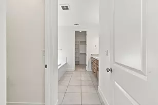 1261 Azalea Dr, Hollister, CA 95023 - Photo 32