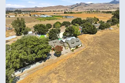 131 Magladry, Hollister, CA 95023 - Photo 72