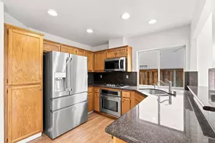 24933 Avocado Ct, Hayward, CA 94544 - Photo 8