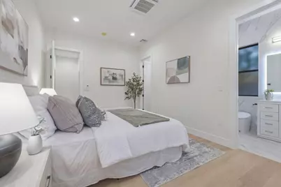 1691 S Springer Rd, Mountain View, CA 94040 - Photo 16
