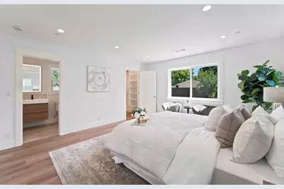 224 Ivy Dr, Menlo Park, CA 94025 - Photo 16