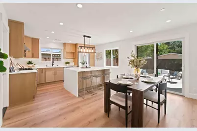 224 Ivy Dr, Menlo Park, CA 94025 - Photo 10