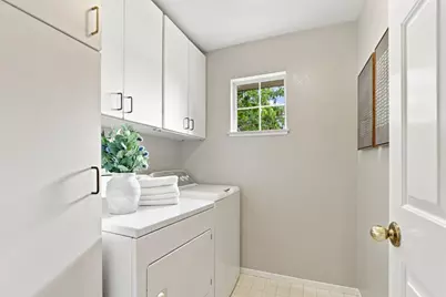 172 Ada Ave 10, Mountain View, CA 94043 - Photo 16