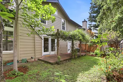172 Ada Ave 10, Mountain View, CA 94043 - Photo 18