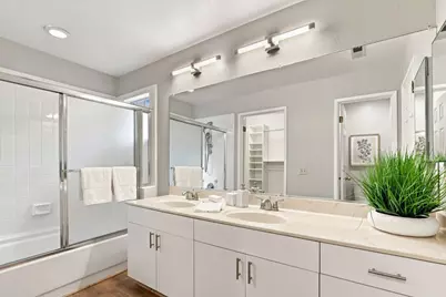 172 Ada Ave 10, Mountain View, CA 94043 - Photo 12