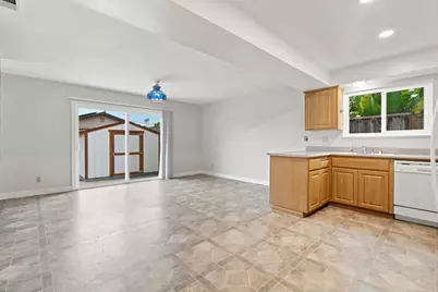 121 Corinne Ave, Santa Cruz, CA 95065 - Photo 14