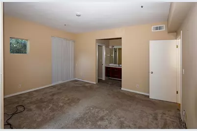 97 E Saint James St 21, San Jose, CA 95112 - Photo 12