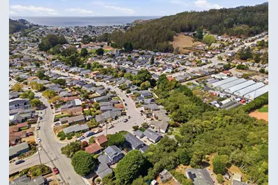 1239 Galvez Dr, Pacifica, CA 94044 - Photo 48