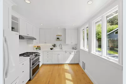 1239 Galvez Dr, Pacifica, CA 94044 - Photo 12