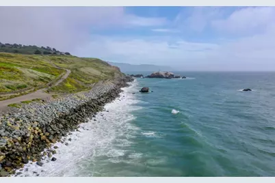 1239 Galvez Dr, Pacifica, CA 94044 - Photo 64