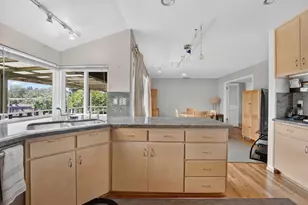 25 Brook Ct, Watsonville, CA 95076 - Photo 6