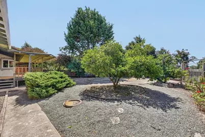 25 Brook Ct, Watsonville, CA 95076 - Photo 22