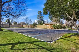 125 Connemara Way 115, Sunnyvale, CA 94087 - Photo 40