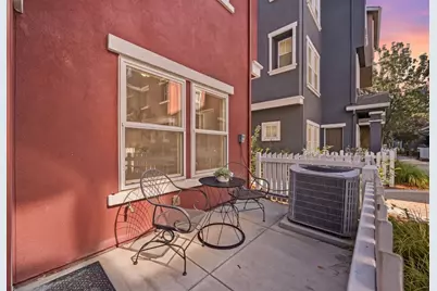 921 Alta Mar Ter, San Jose, CA 95126 - Photo 2
