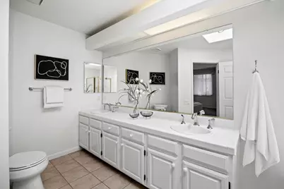 799 Lakeshore Dr, Redwood City, CA 94065 - Photo 24