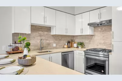 555 Innes Ave 313, San Francisco, CA 94124 - Photo 16
