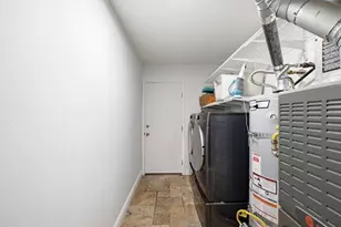 4385 Sherbourne Dr, San Jose, CA 95124 - Photo 26