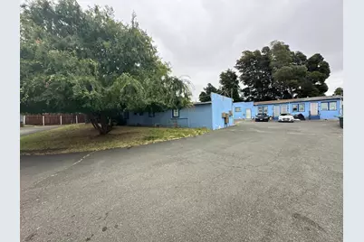 121 Lincoln Rd, Vallejo, CA 94590 - Photo 10
