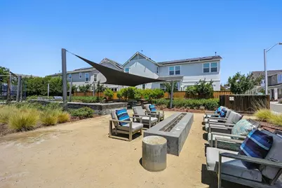 37792 Hickory St, Newark, CA 94560 - Photo 62
