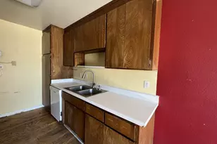 672 Alvarado Ct, Salinas, CA 93907 - Photo 8