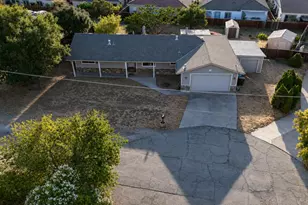 100 El Dorado Dr, Hollister, CA 95023 - Photo 30