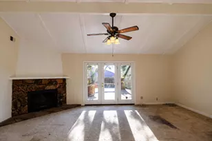 100 El Dorado Dr, Hollister, CA 95023 - Photo 6