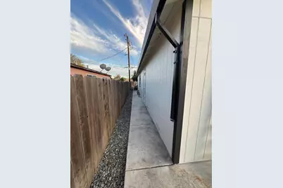 76 Sunset Ct, San Jose, CA 95116 - Photo 16