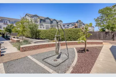 8533 Seawind Way, Newark, CA 94560 - Photo 44