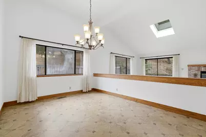 11 Biltmore Ln, Menlo Park, CA 94025 - Photo 10