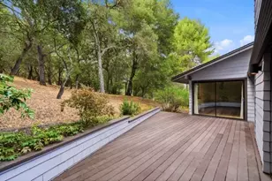 11 Biltmore Ln, Menlo Park, CA 94025 - Photo 14