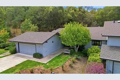 11 Biltmore Ln, Menlo Park, CA 94025 - Photo 2