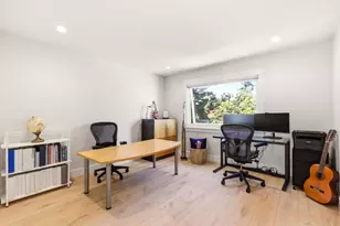 161 Stone Pine Ln, Menlo Park, CA 94025 - Photo 16