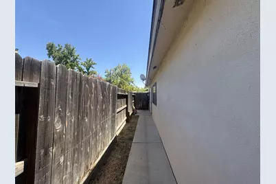 3257 Sacramento Dr, Merced, CA 95348 - Photo 24