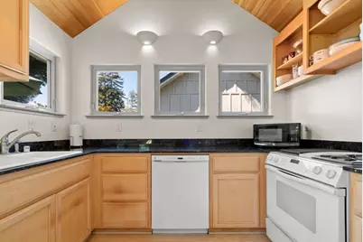 518 Capitola Ave, Capitola, CA 95010 - Photo 16