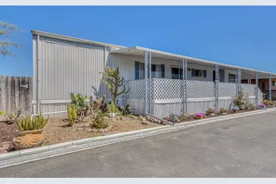 150 Kern St 37, Salinas, CA 93905 - Photo 2