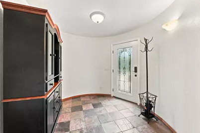 19177 Hollow Ln, Redding, CA 96003 - Photo 10