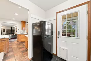 19177 Hollow Ln, Redding, CA 96003 - Photo 32