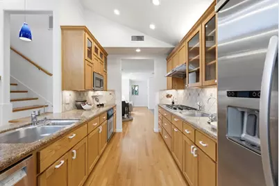 1760 Creek Dr, San Jose, CA 95125 - Photo 24