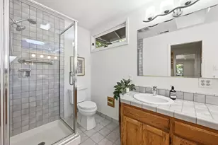 1760 Creek Dr, San Jose, CA 95125 - Photo 16