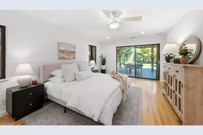 1760 Creek Dr, San Jose, CA 95125 - Photo 12