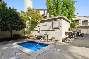 19417 Vineyard Ln, Saratoga, CA 95070 - Photo 36