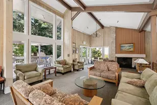 19417 Vineyard Ln, Saratoga, CA 95070 - Photo 28