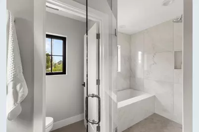 562 Palm Ave, Los Altos, CA 94022 - Photo 32