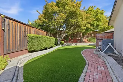 4110 Wingham Pl, San Jose, CA 95135 - Photo 32